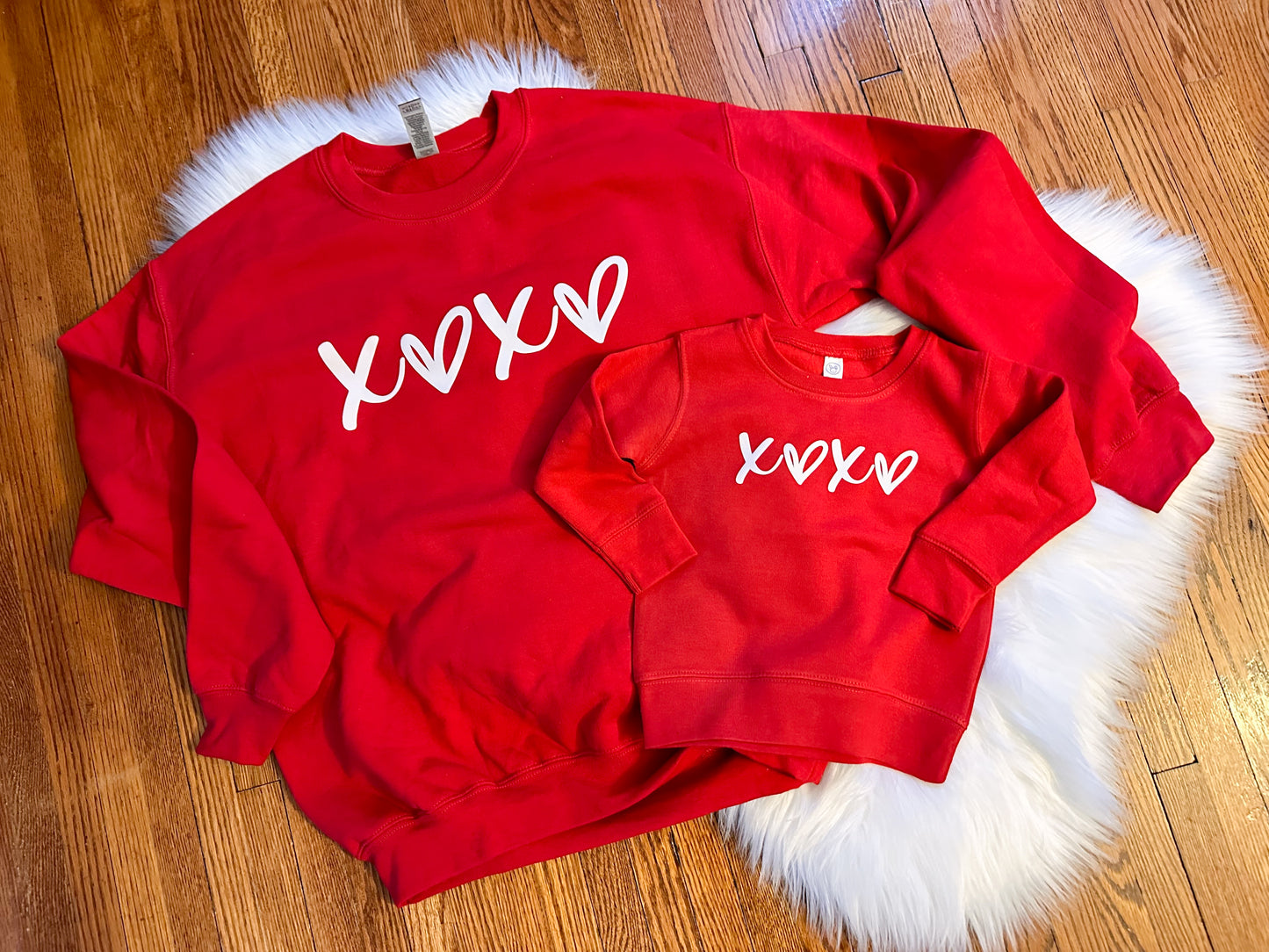 XOXO red Crewneck