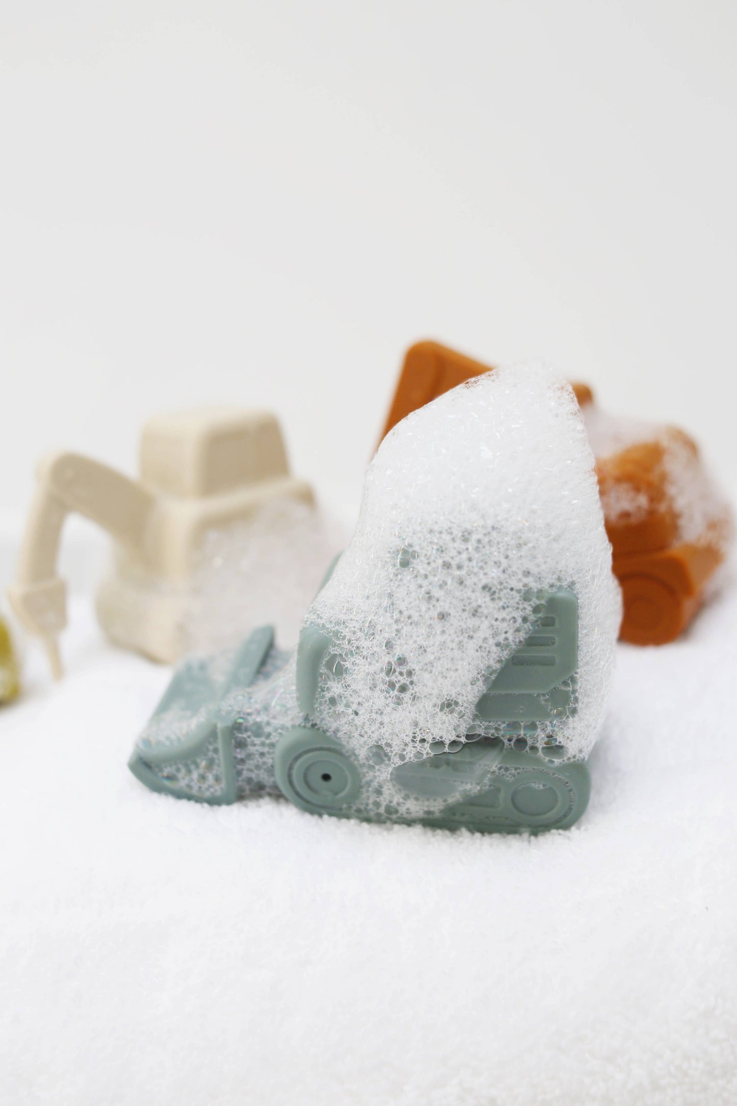 Construction Vehicle Mold Free Silicone Bath Toy Set