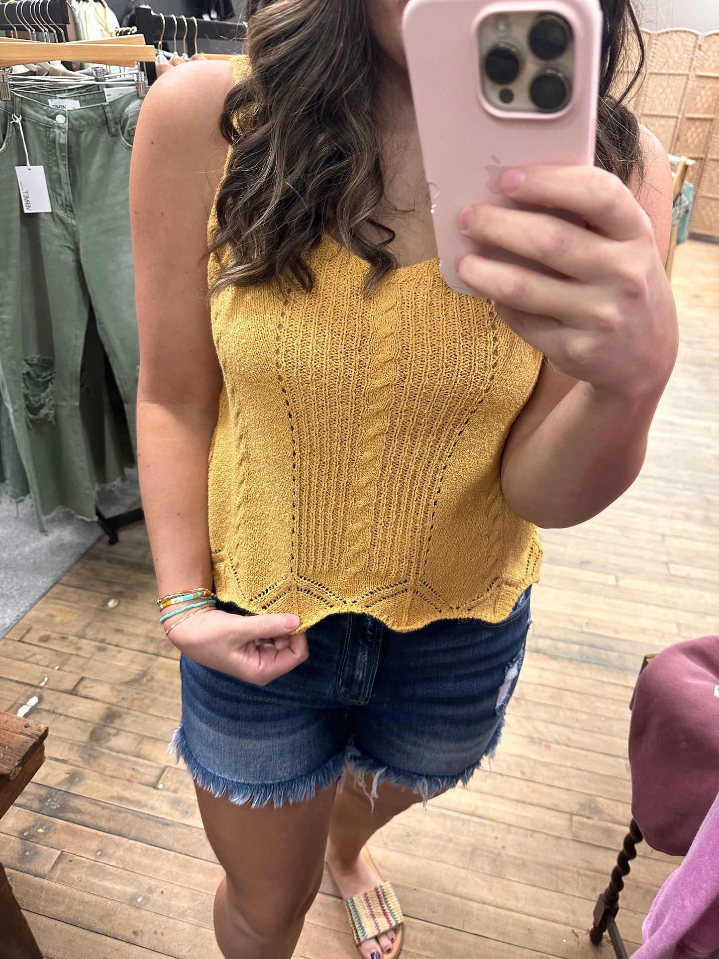 Sunny Cropped Sweater